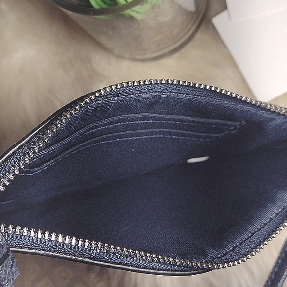 NWT Coach floral leather wristlet clutch - Picture 8 of 11